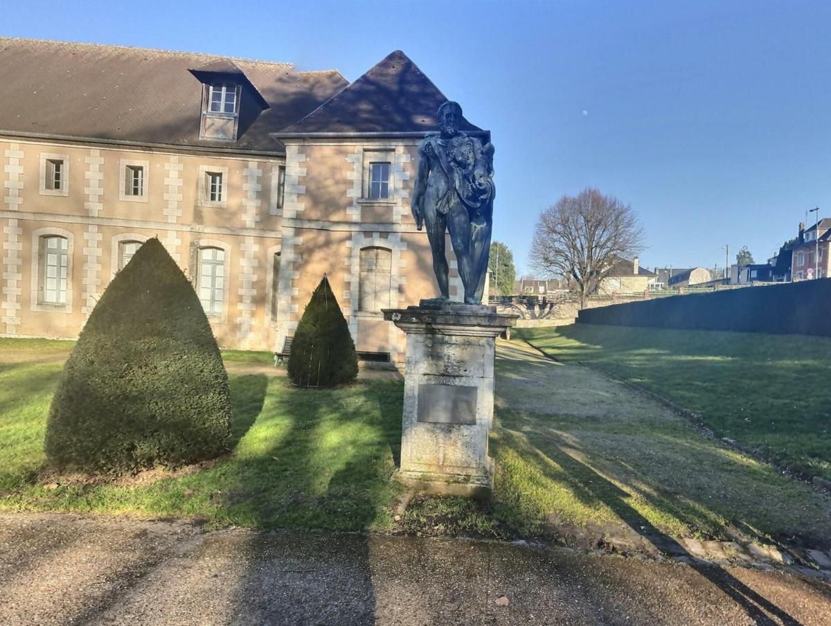 Superbe Studio 2 *Face Gare * Belle Vue Sur Balcon - Housity