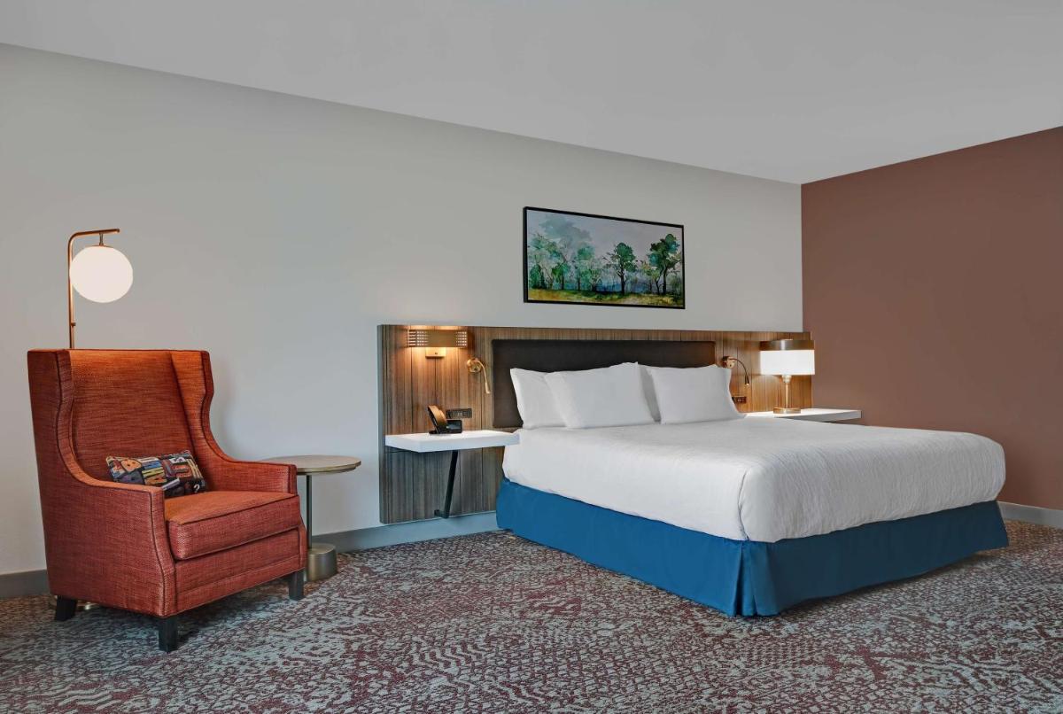 Hilton Garden Inn Madison Huntsville Airport - Housity