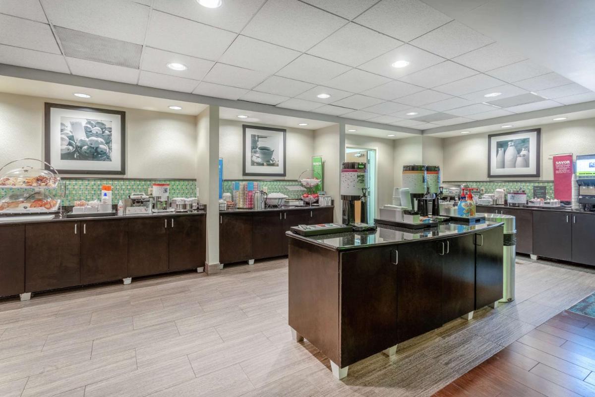 Hampton Inn Richmond - South - Housity