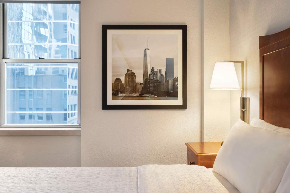 Hampton Inn Manhattan/Downtown- Financial District - Housity