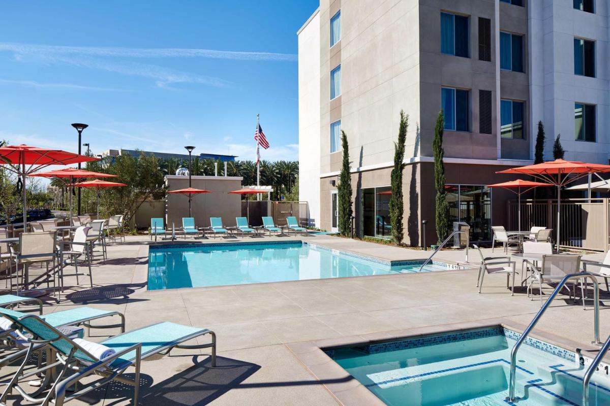 Homewood Suites by Hilton Aliso Viejo Laguna Beach - Housity