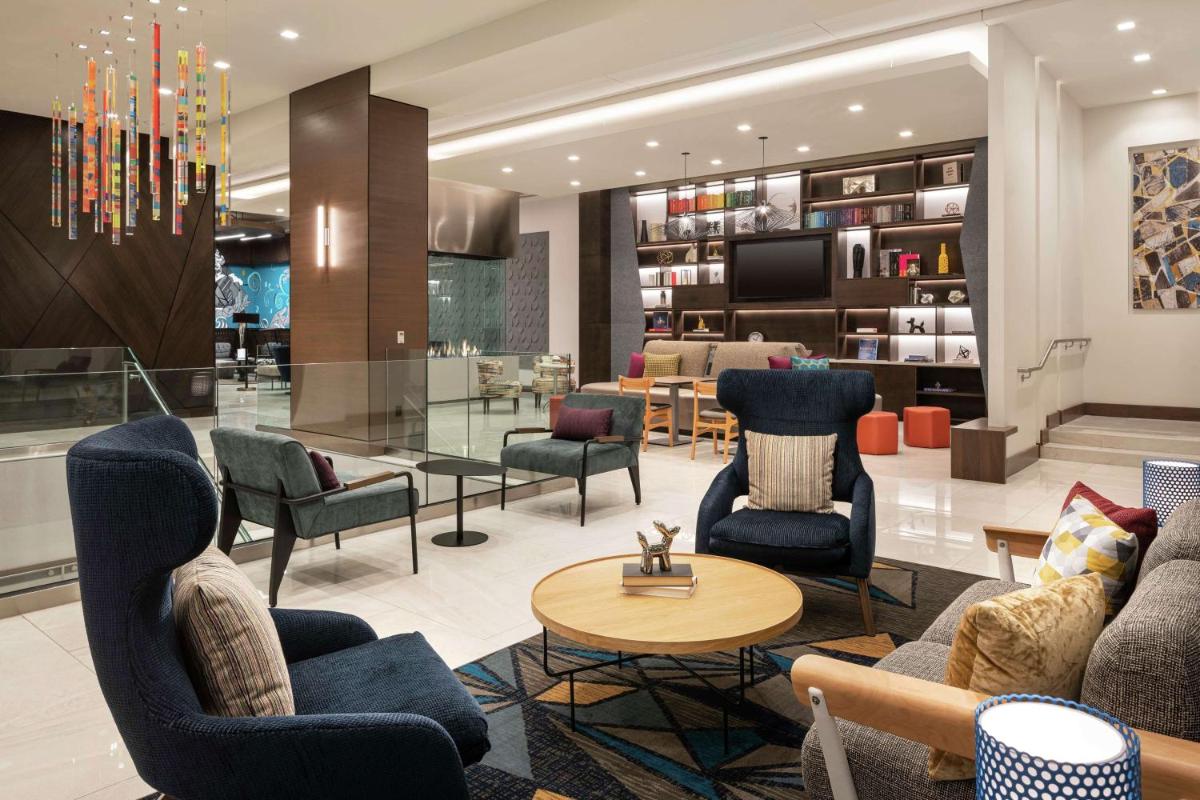 Home2 Suites By Hilton Denver Downtown Convention Center - Housity