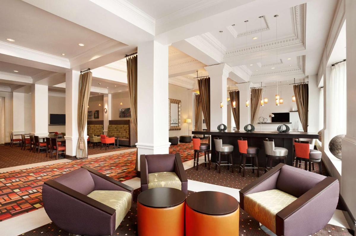 Hampton Inn and Suites Ogden - Housity
