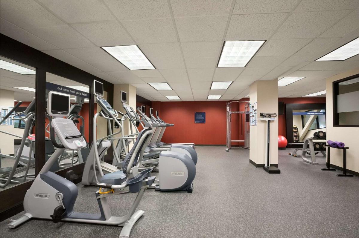 Hampton Inn and Suites Ogden - Housity