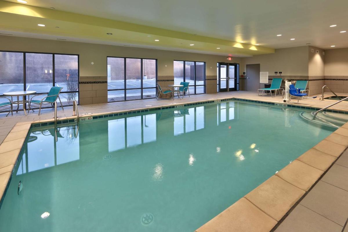 Hampton Inn & Suites Albuquerque Airport - Hizvo