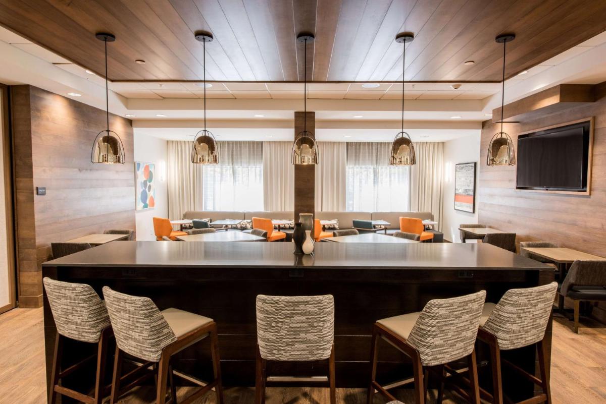 Hampton Inn Albany-Western Ave/University Area, NY - Housity
