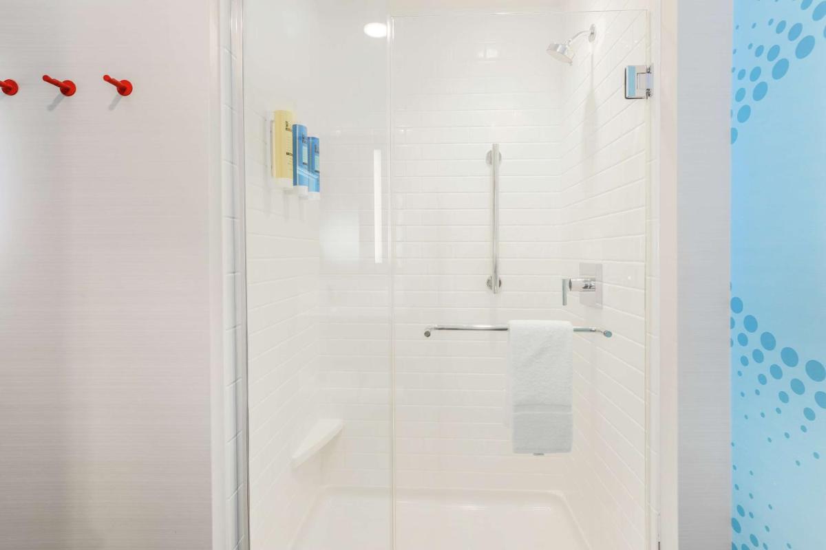 Tru by Hilton Amarillo West - Housity