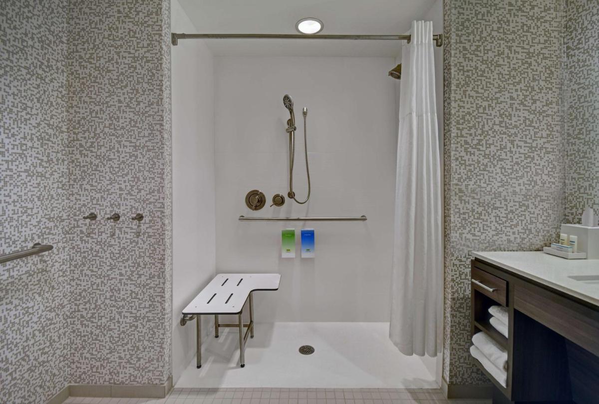 Home2 Suites by Hilton Atlanta Airport North - Housity