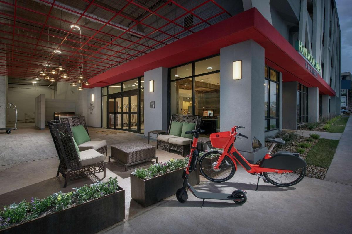 Homewood Suites by Hilton Austin Downtown - Housity