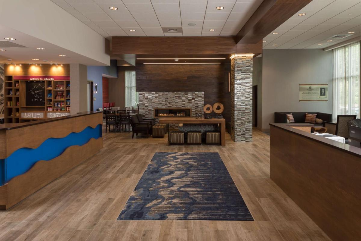 Hampton Inn & Suites-Asheville Biltmore Village, NC - Housity