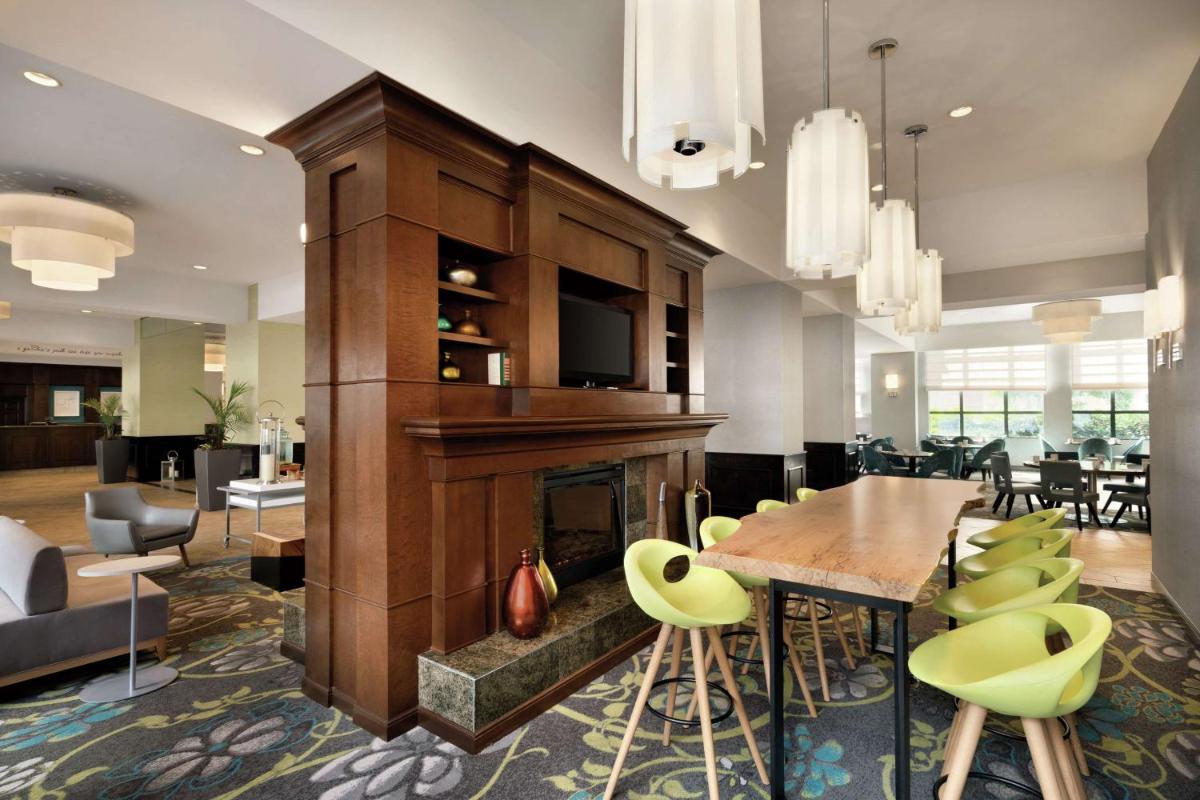 Hilton Garden Inn Worcester - Housity