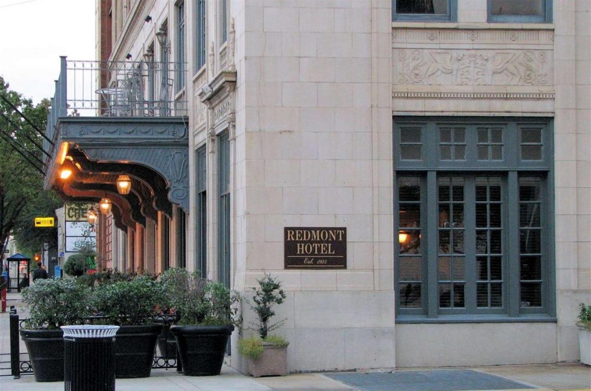 Redmont Hotel Birmingham - Curio Collection by Hilton - Housity