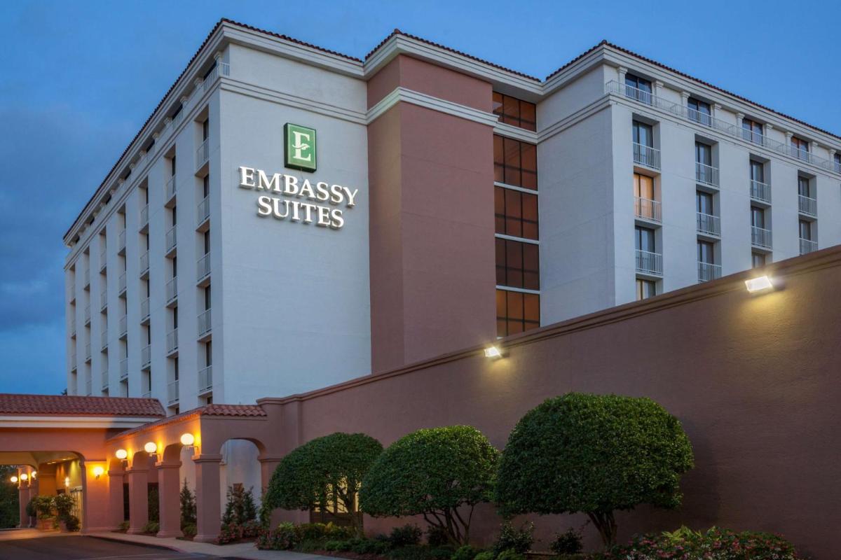 Embassy Suites Baton Rouge - Housity