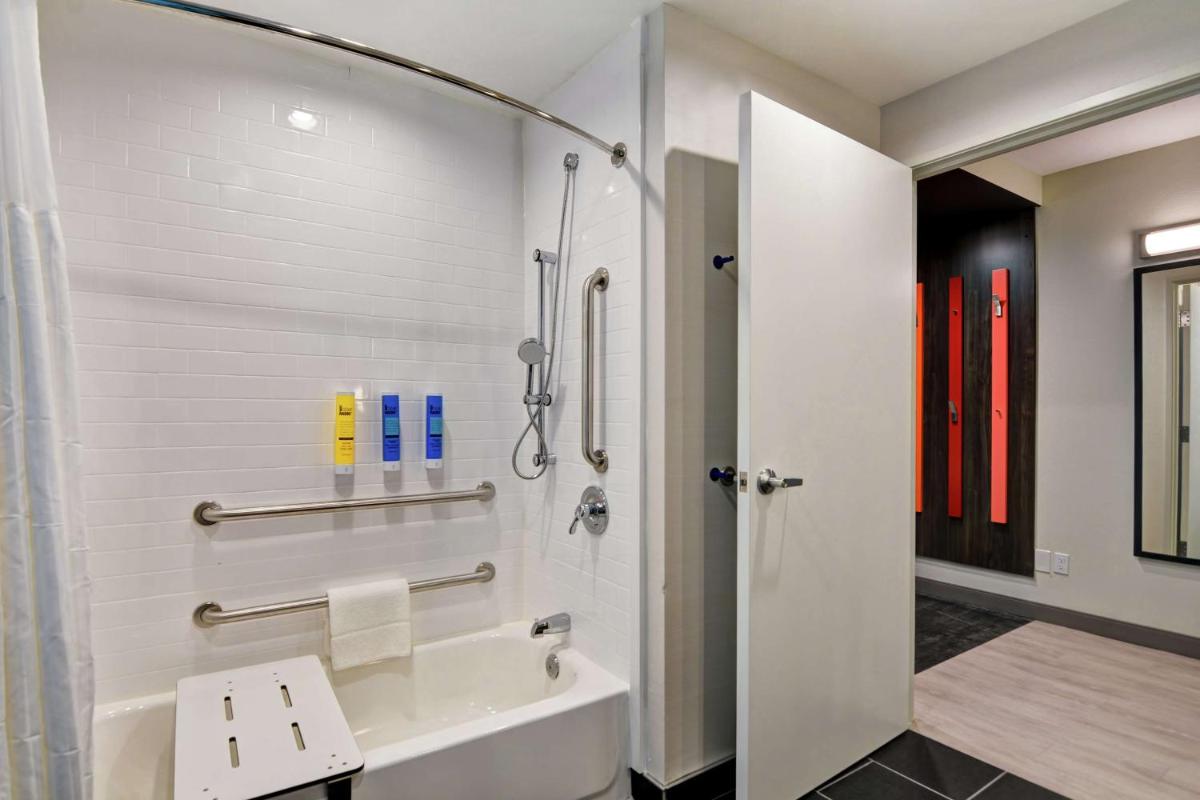 Tru By Hilton Baton Rouge Citiplace - Housity