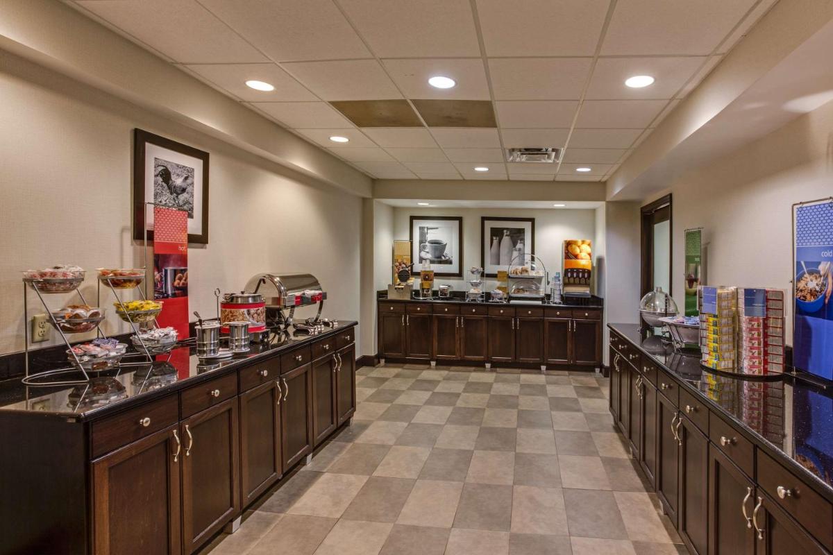 Hampton Inn Clearfield - Housity
