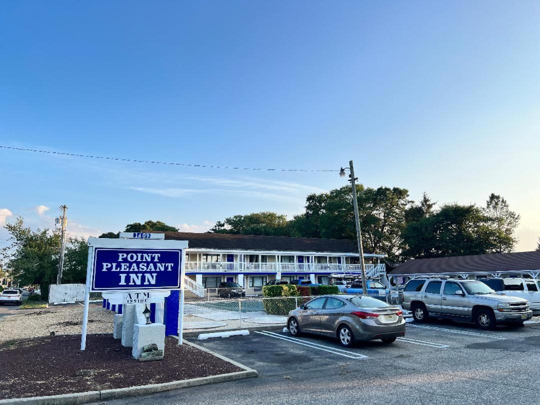 Point Pleasant Inn - Housity