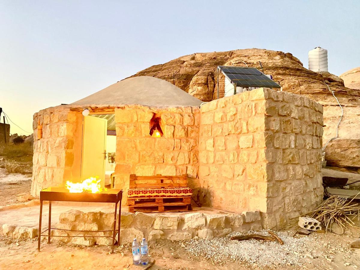 Pink city cottage - Housity