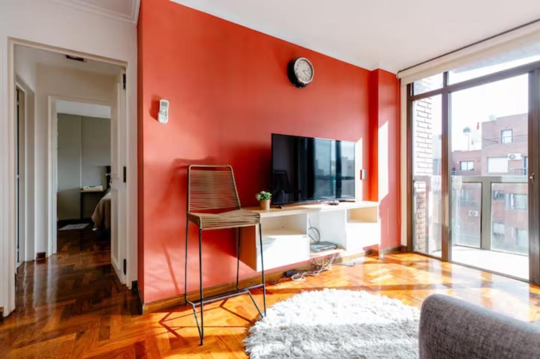 House 210 - Housity