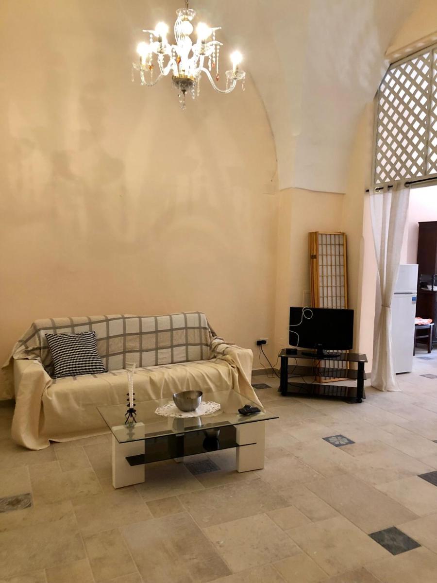 La Marchesa di Castiglione - Housity