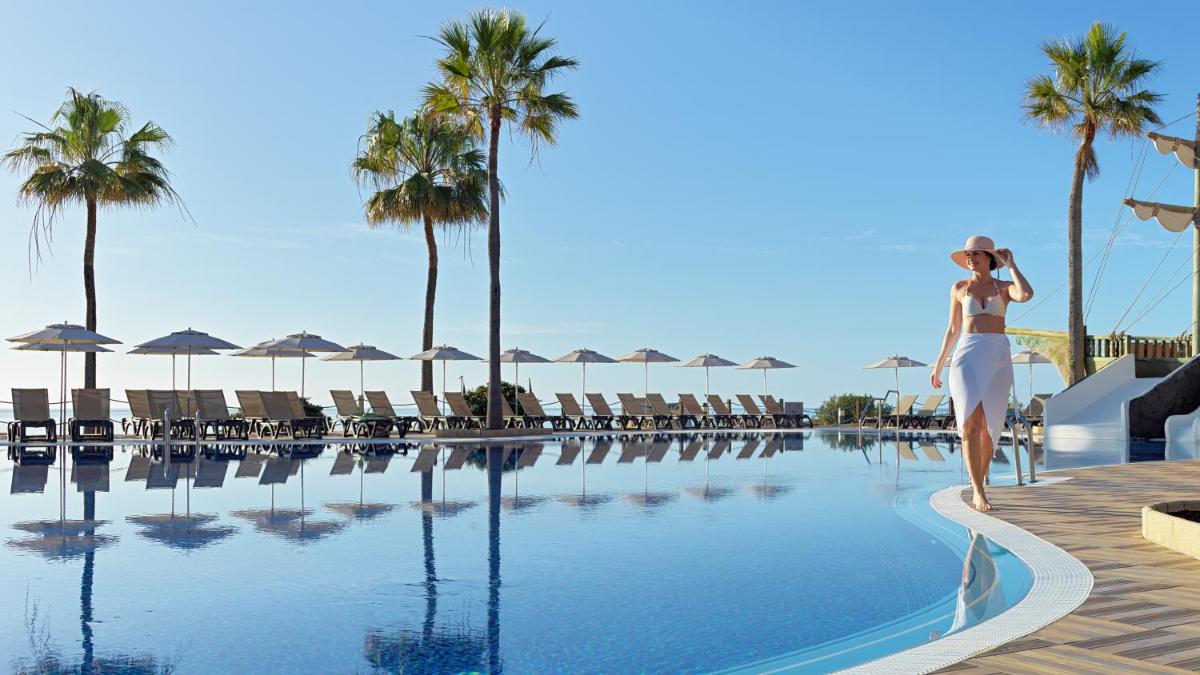 Piscina en o cerca de H10 Tindaya