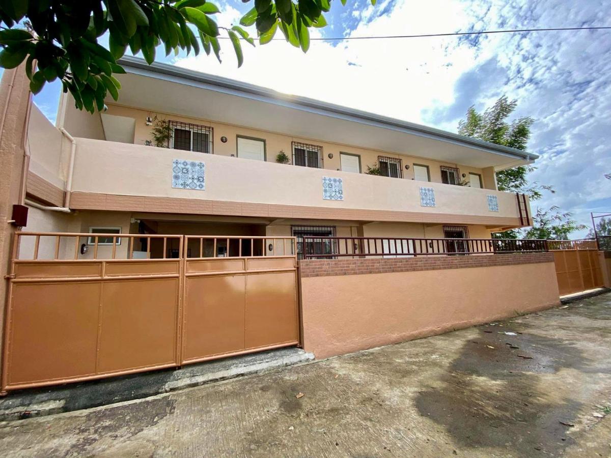 Barcelona Unit Tagaytay Wifi/Netflix/Parking - Housity