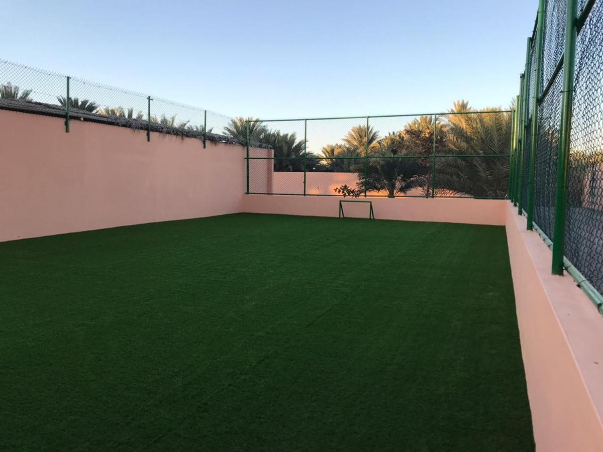 AlMazyona Chalet إستراحة المزيونه للتأجير - Housity