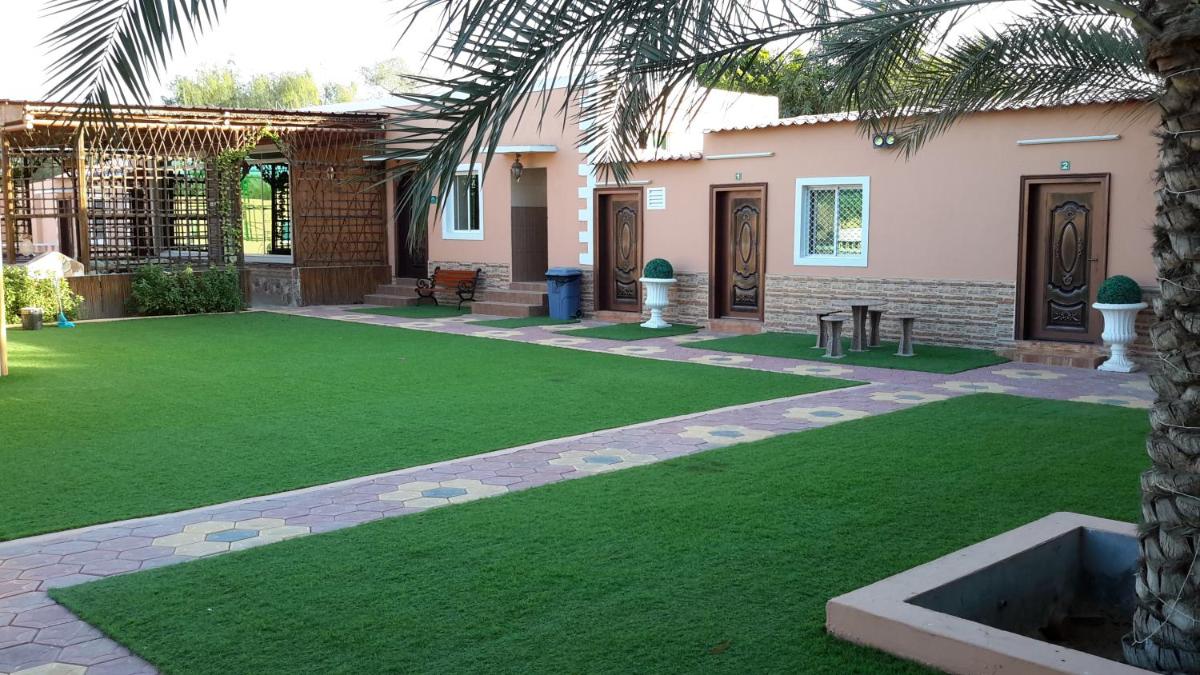AlMazyona Chalet إستراحة المزيونه للتأجير - Housity