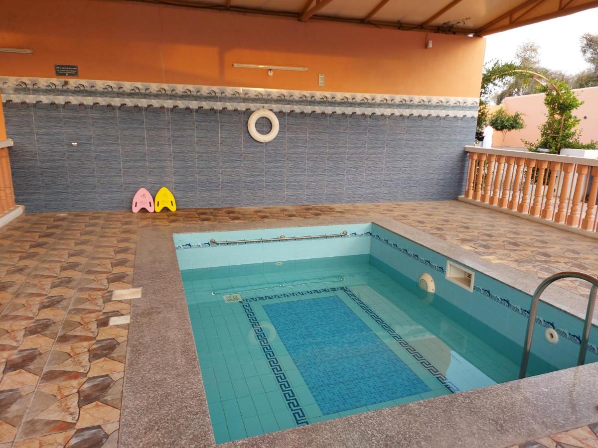 AlMazyona Chalet إستراحة المزيونه للتأجير - Housity