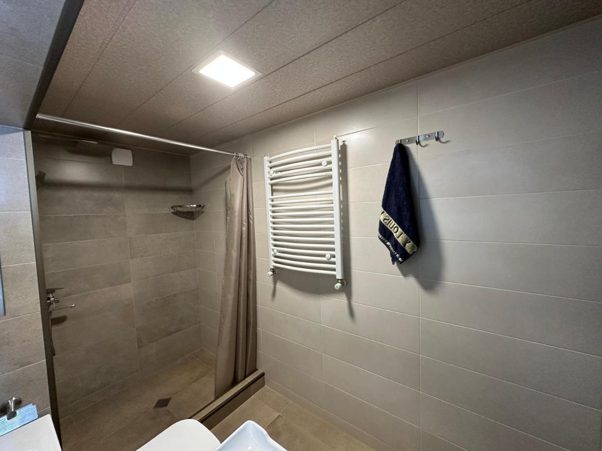 Nukri Guest House - Housity