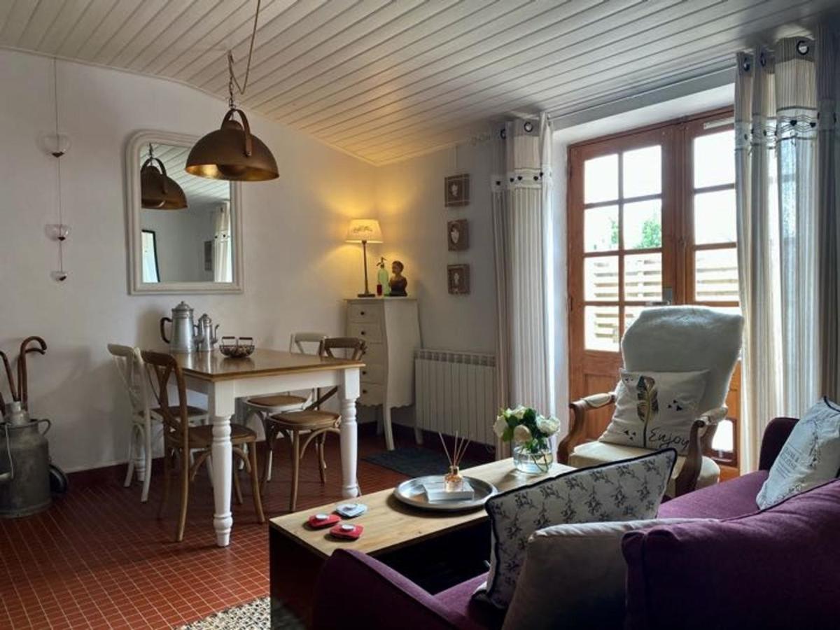 Charme et détente entre mer et campagne, proche plages et activités - FR-1-336-83 - Housity