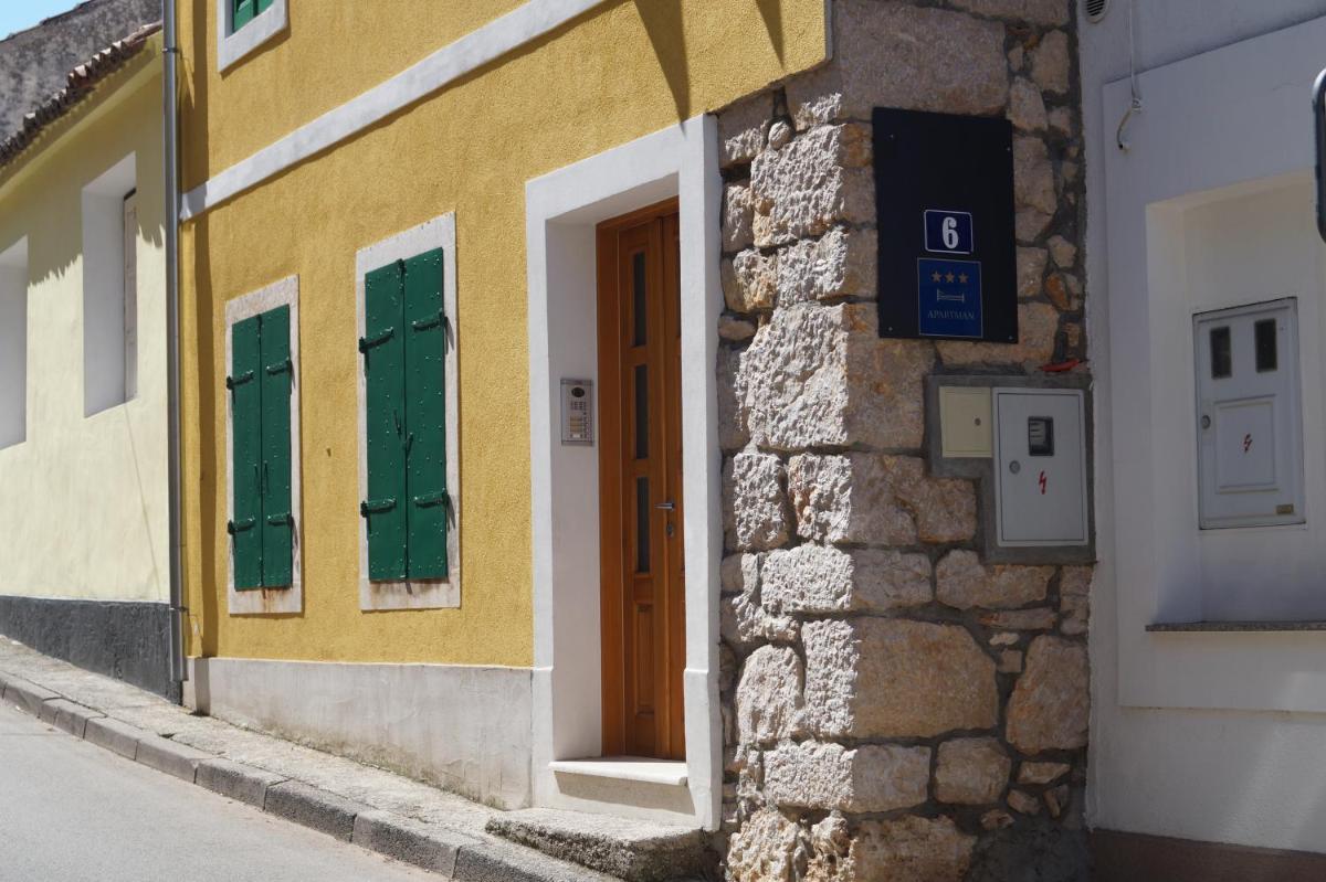 Apartments Kuća Grško - Housity