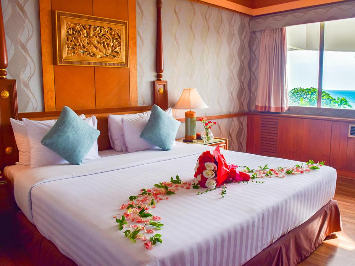 Asia Pattaya Hotel - Housity