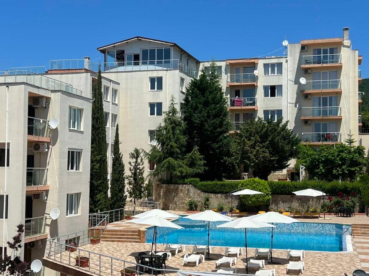 Suitetrails - Vista Residence Apartments
