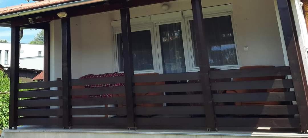 Faragó Apartman - Housity