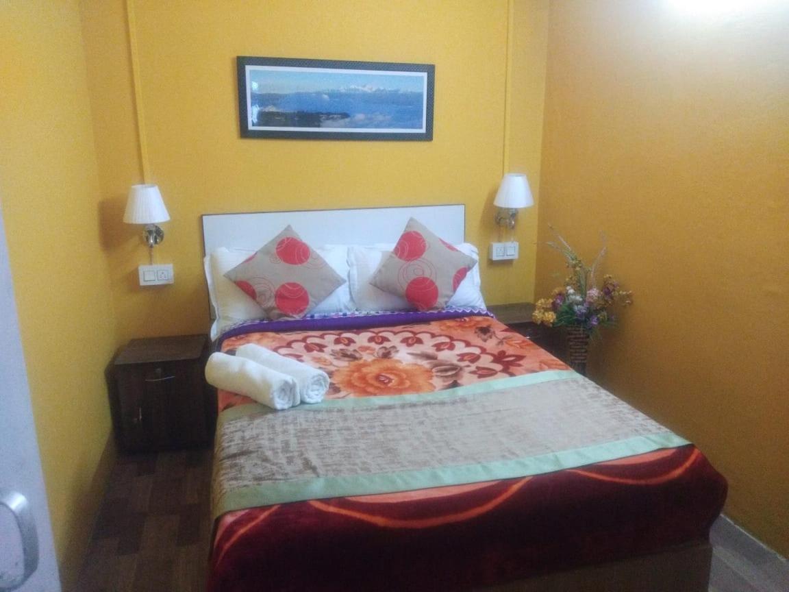 Beverly Hills Home stay - Housity