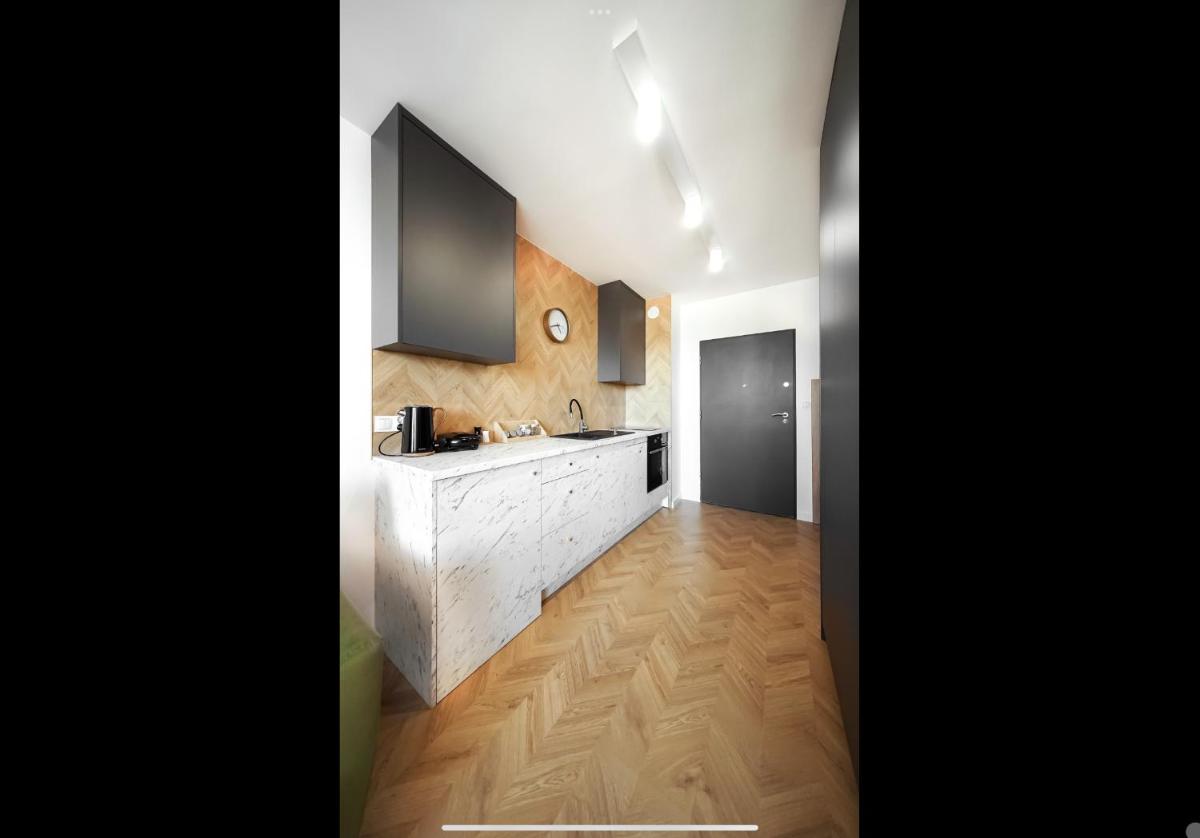 Apartament Grey 4Styles z miejscem postojowym w garażu podziemnym - Housity