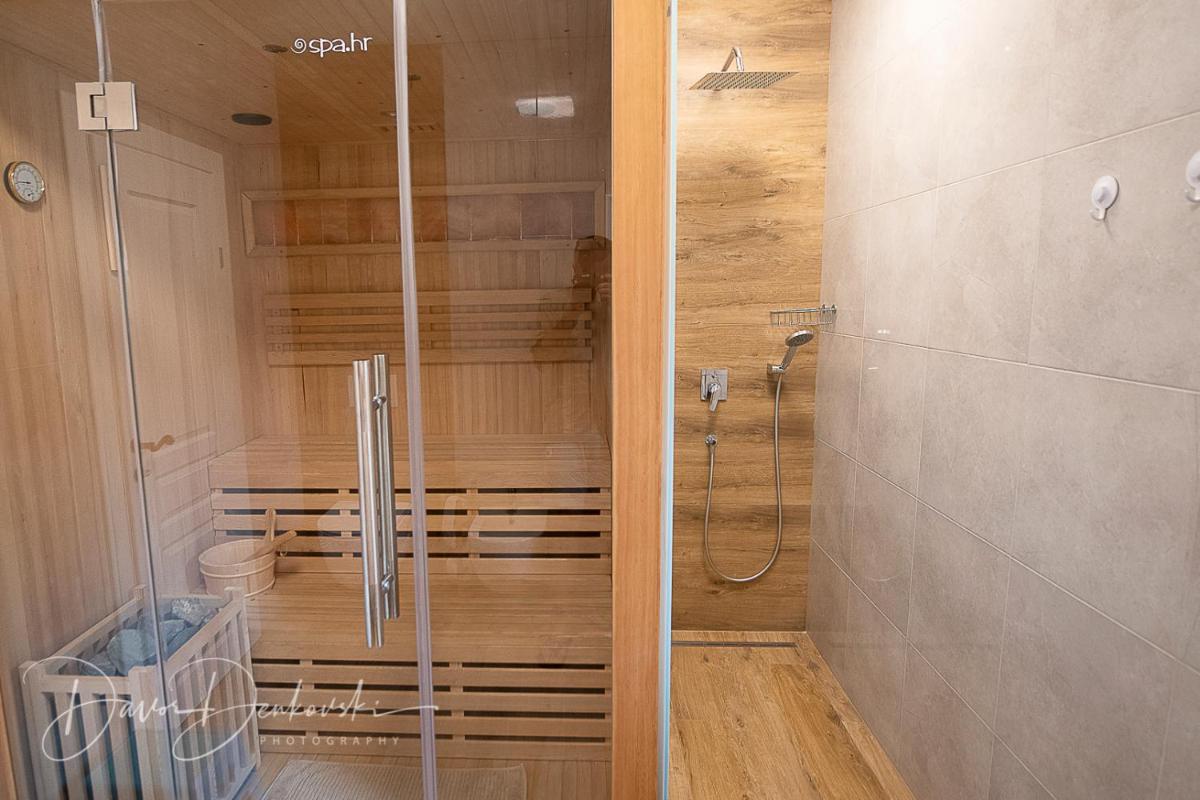 Island Villa Adriana with heated pool and sauna - Housity