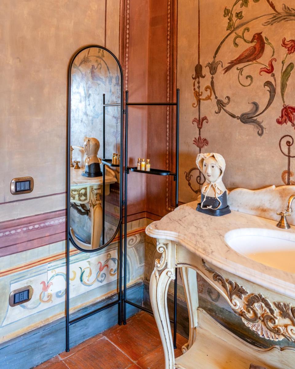 Castello di Limatola - Housity