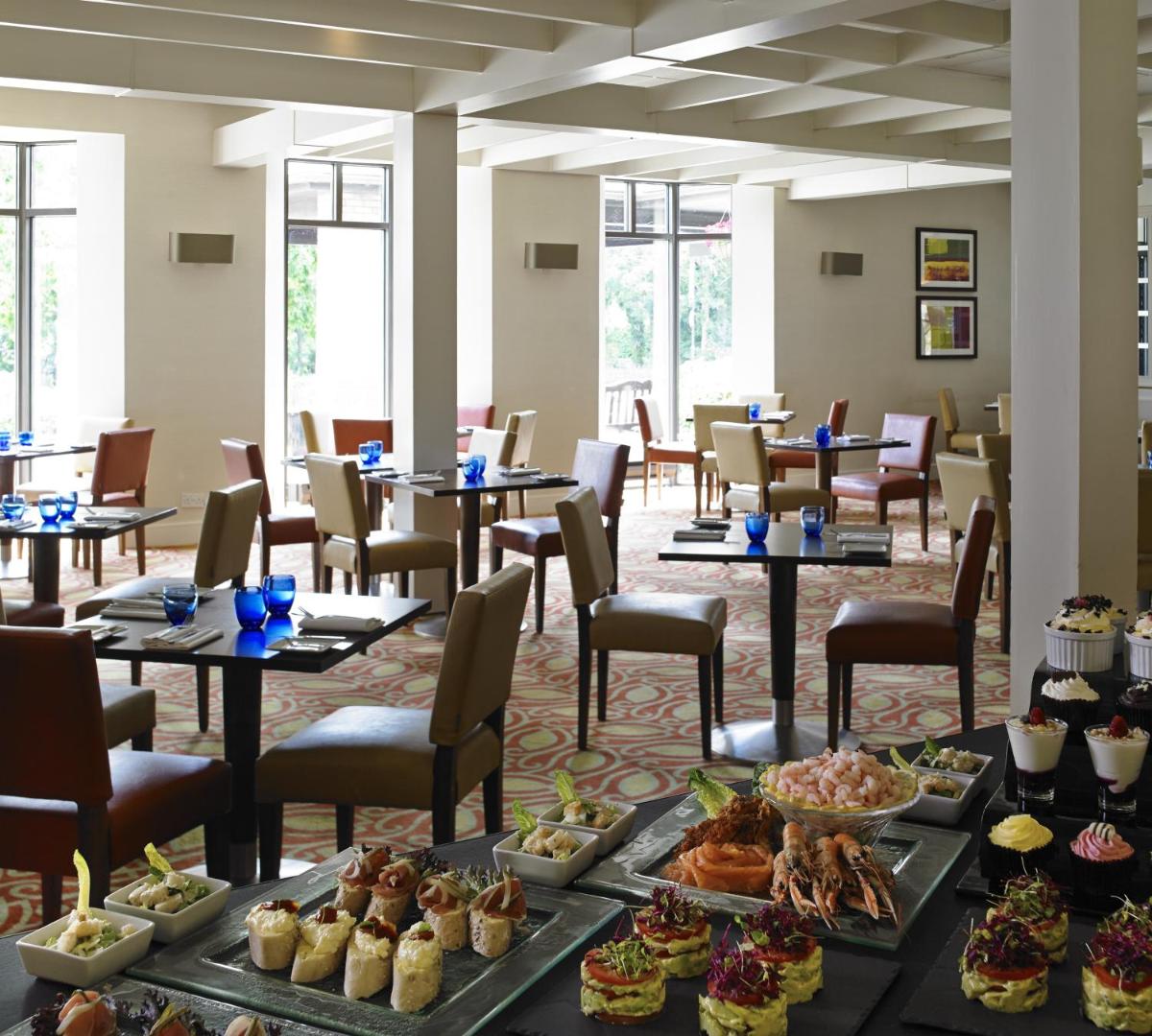 Delta Hotels by Marriott Cheshunt - Housity