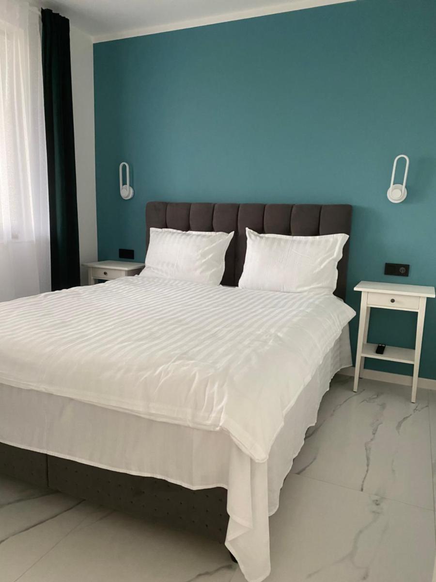 Pensiunea Brise - Housity