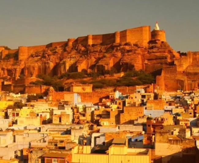 Banaji Heritage Haveli - Housity