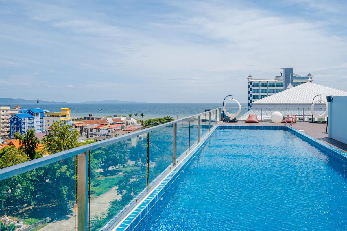 HT9 Hotel - Housity