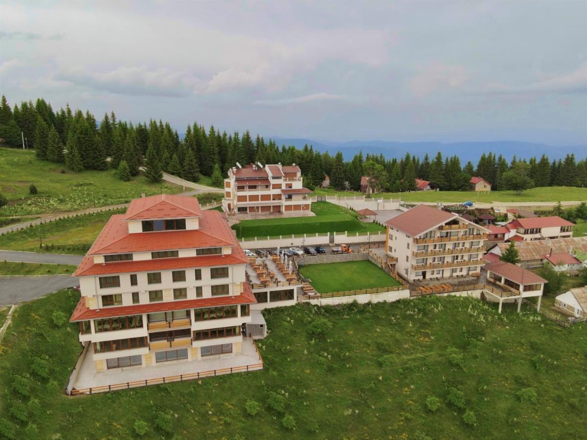 Magnolija Resort Ponikva - Housity