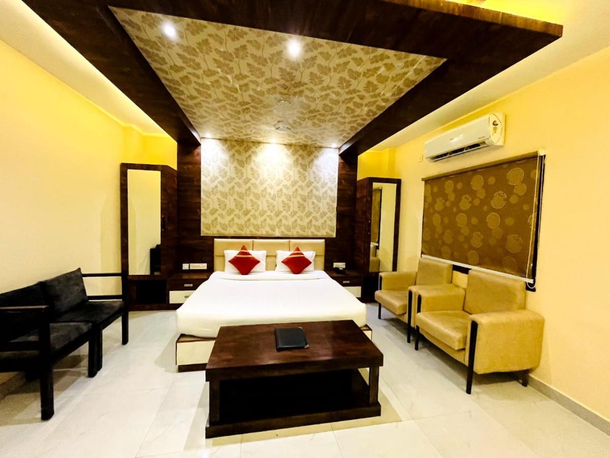 Shri Sai Hotel - Housity