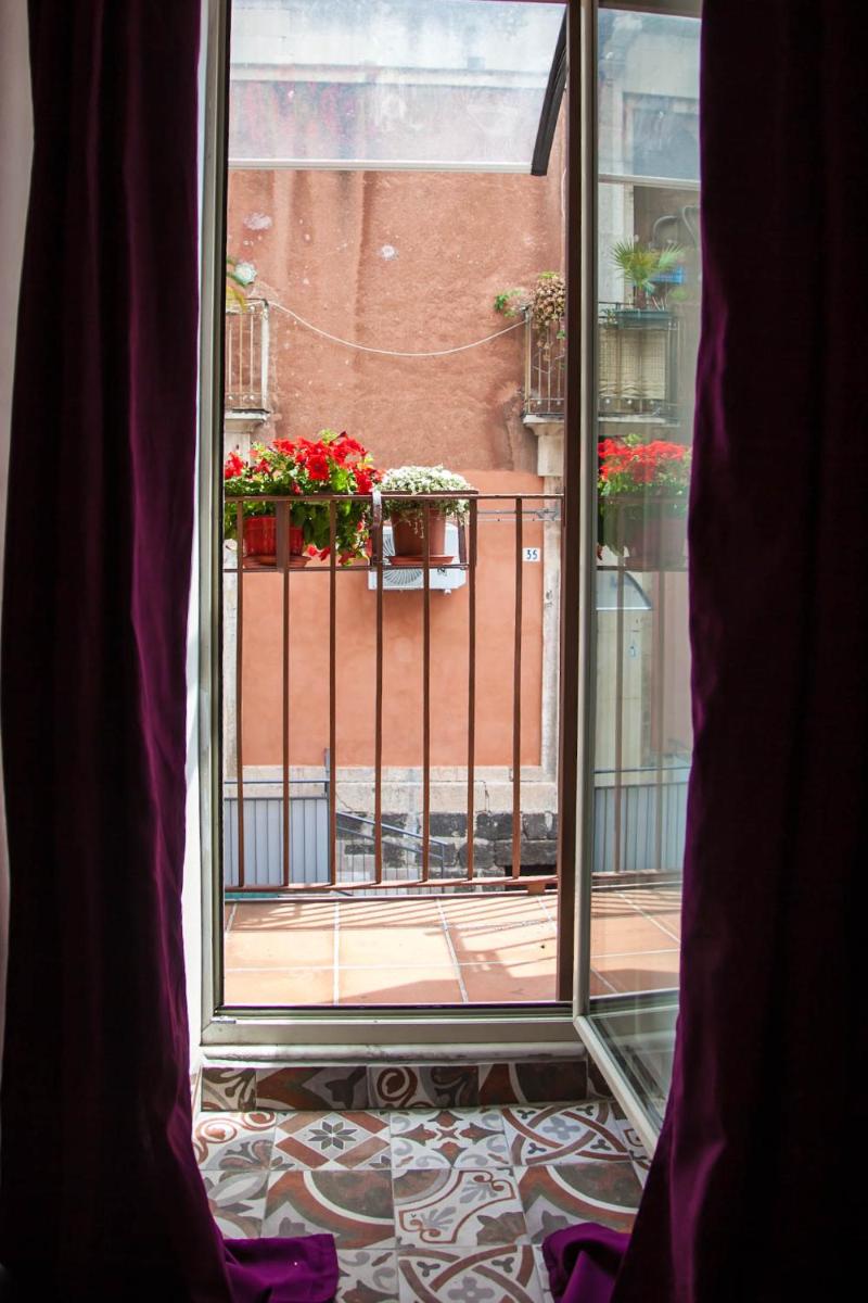La Casetta in Centro by Sicily in Home - Housity
