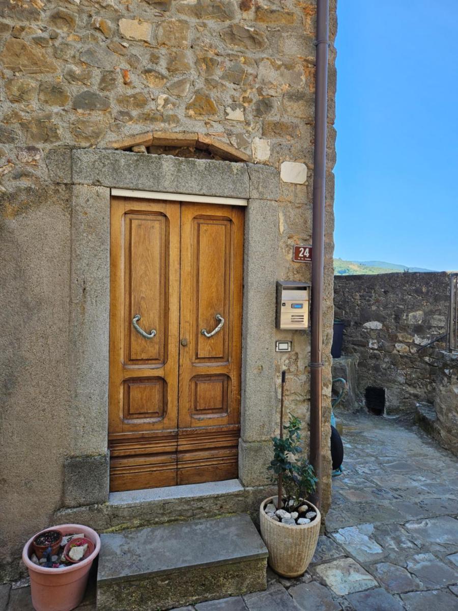 casa con 2 camere in borgo medievale - Housity