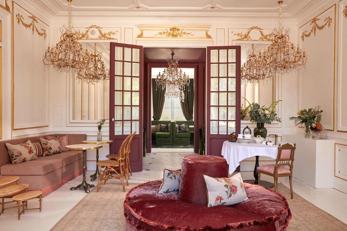Coin salon dans l'établissement Château Léognan, Domaine viticole - proche Bordeaux