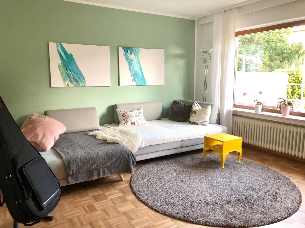 130qm-Haus-Terasse-großer Garten-ruhig - Housity