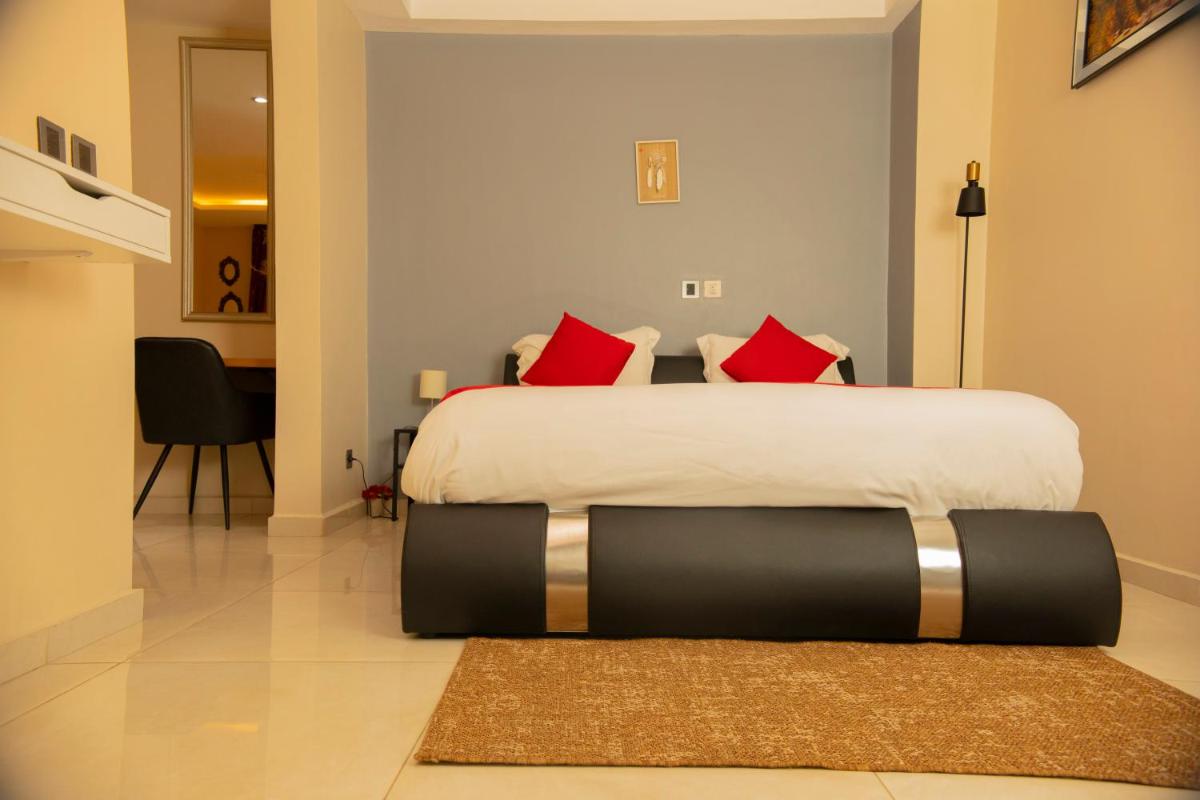 BNB Hotel Spa - Housity