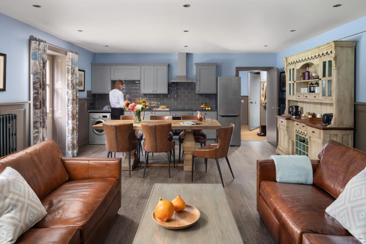 Meikleour Arms Hotel & Restaurant - Housity